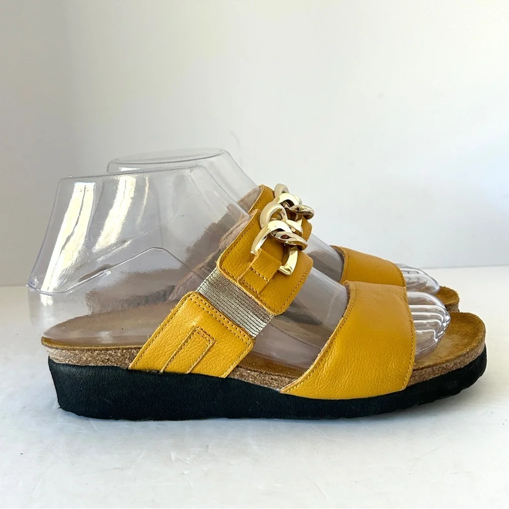Naot Victoria Comfort Wedge Sandal Gold Chain Shoe Cork Yellow Size EU 36 US 5